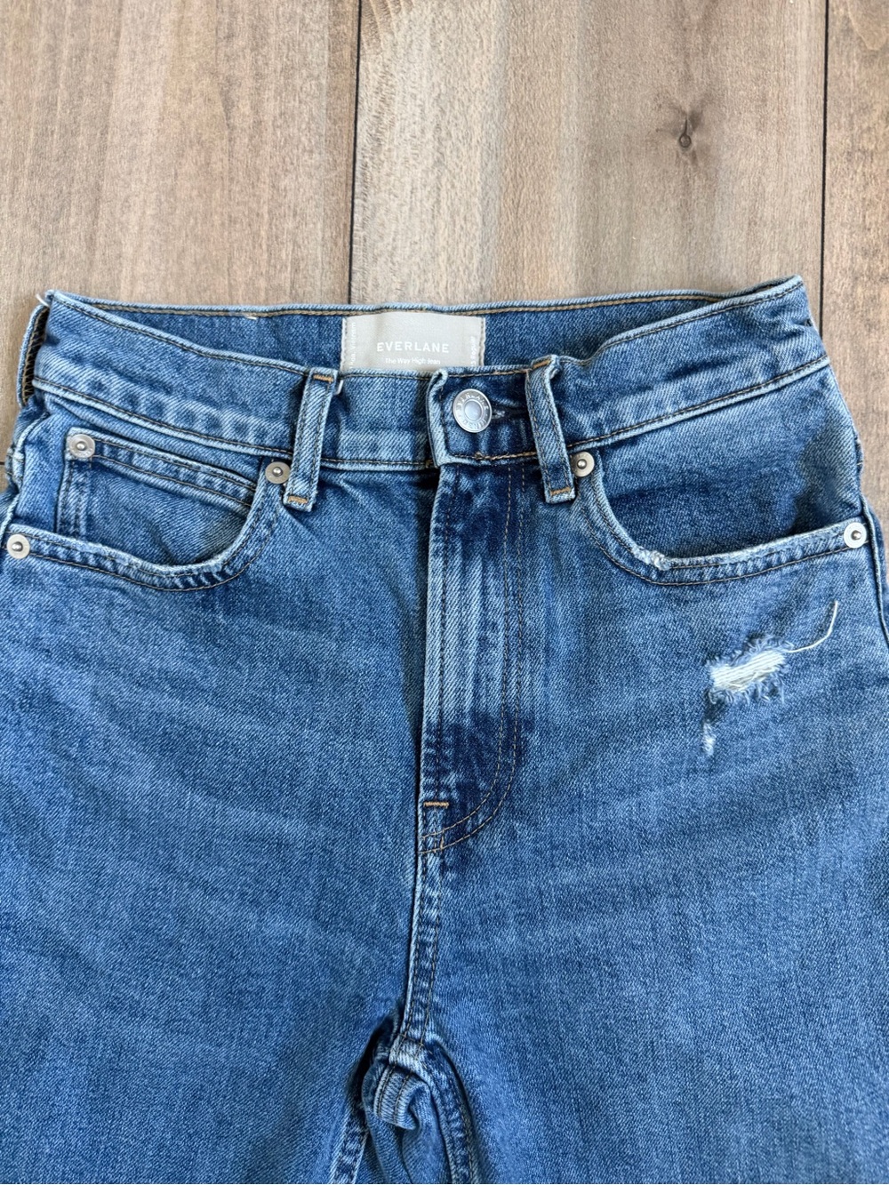 Everlane Women's Blue Cropped Straight Jeans - Picture 3 of 12